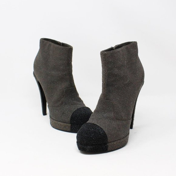 *SALE* CHANEL #30516 Grey Ankle Boots US 7.5 EU 37.5 - Picture 1 of 9
